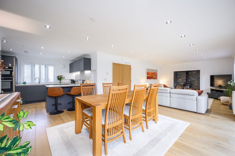 Kitchen/Dining/Sitting Room- click for photo gallery